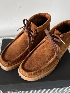 clarks wallabee scout